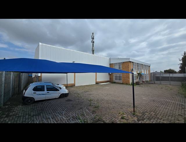 750M² WAREHOUSE FOR SALE IN SPARTAN